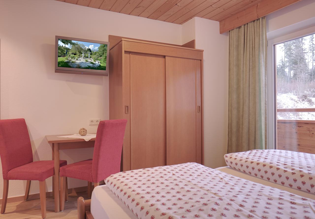 Pension Aloisia เชฟเฟา อัม วิลเดนไคเซอร์ ภายนอก รูปภาพ
